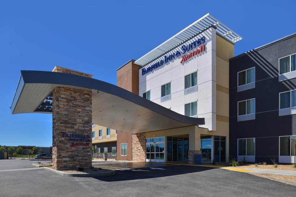 Comfort Suites Woodland - Sacramento Airport Exterior photo