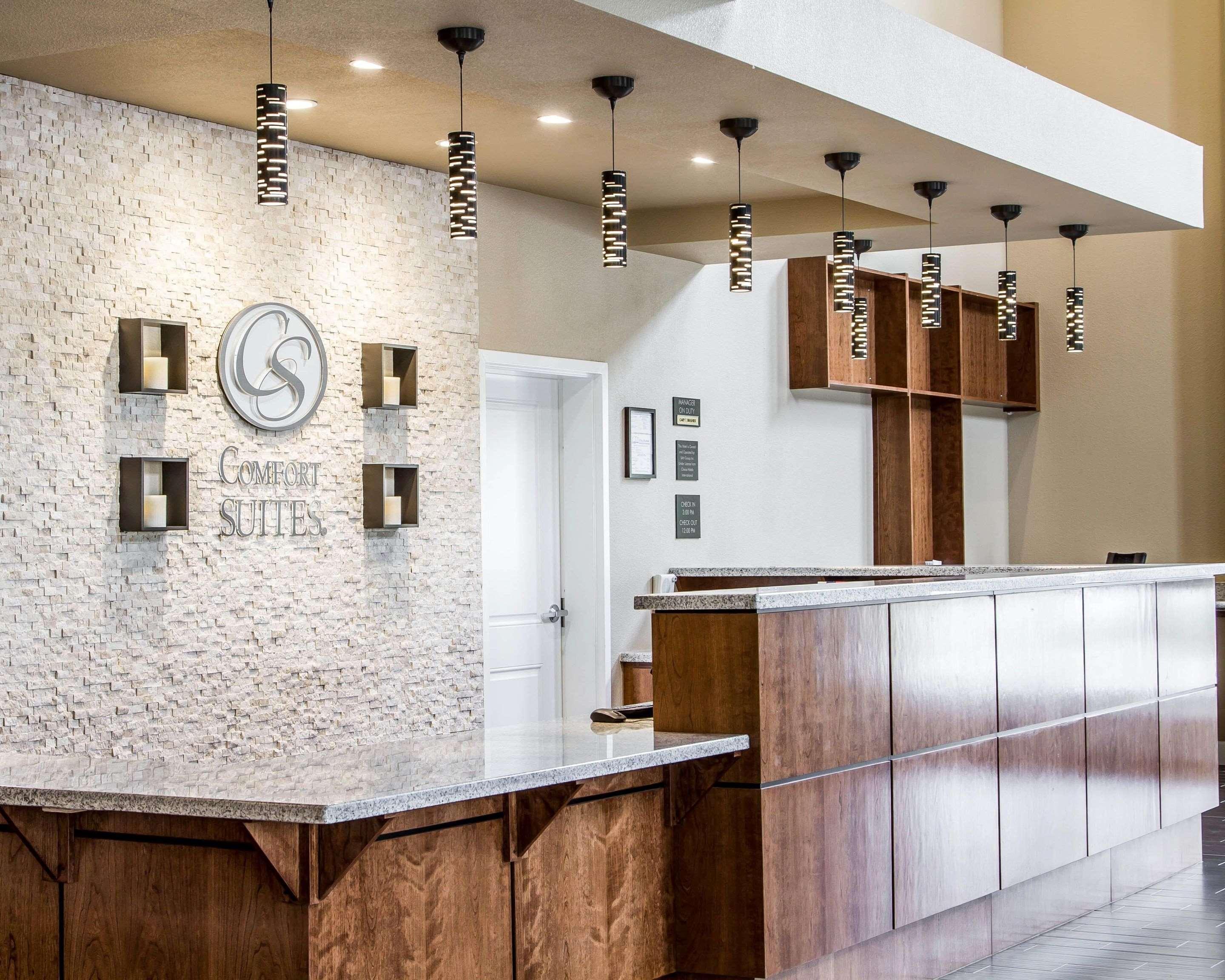 Comfort Suites Woodland - Sacramento Airport Exterior photo